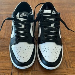 Nike Dunks Black and White NEW size M 8.5 W 10